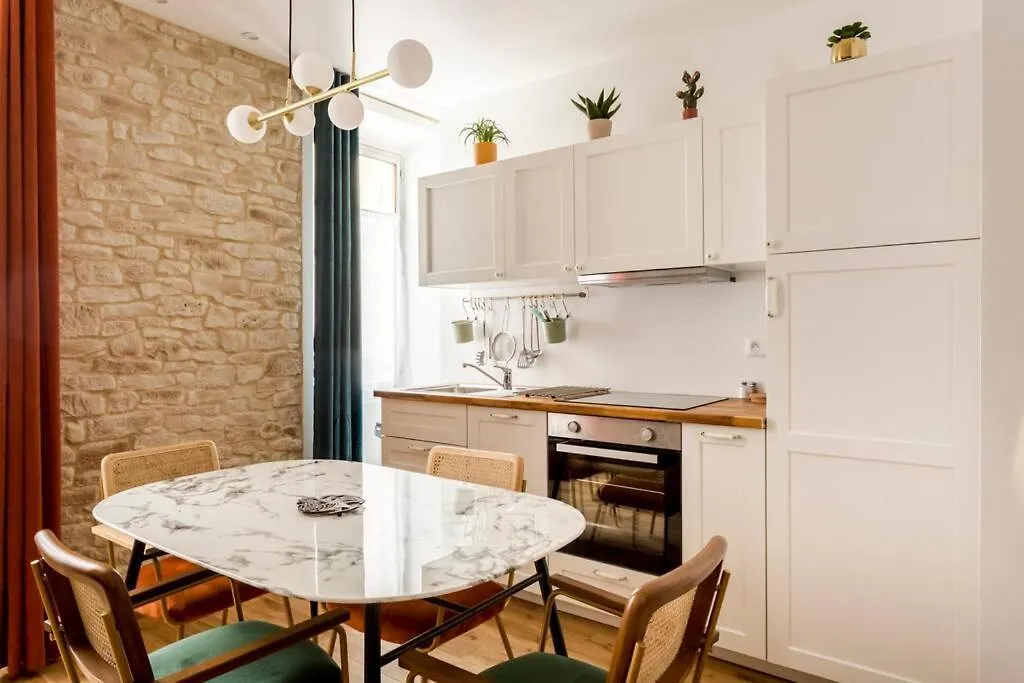 Relais Cocorico - Town House 4 Private Suites, Ac Cinema Gym & Sauna Paris 0*,  France