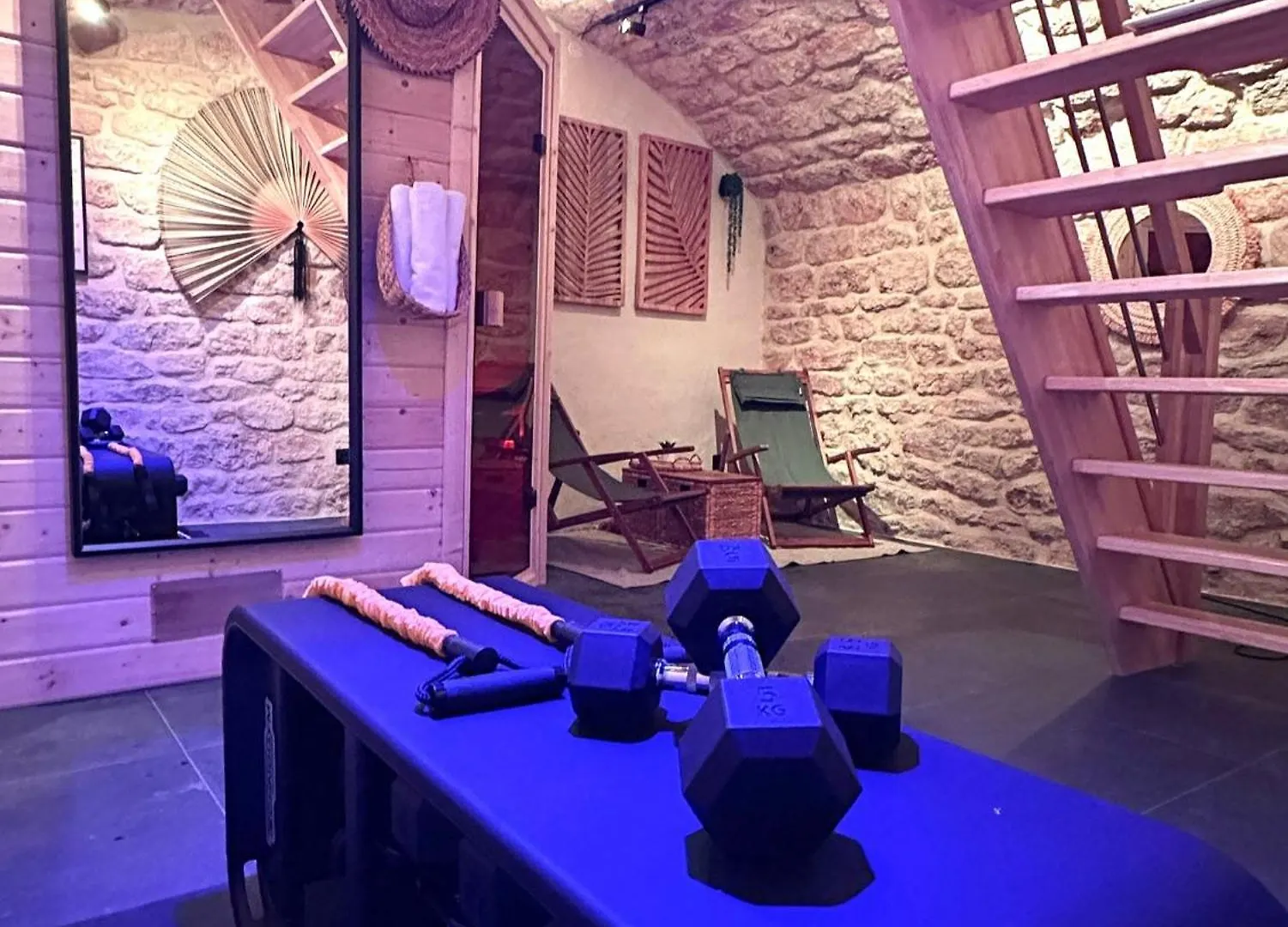 Apartment Relais Cocorico - Town House 4 Private Suites, Ac Cinema Gym & Sauna Paris